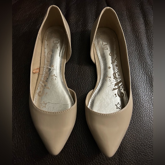 Brash Nude Flats in Size 8 - Picture 5 of 6